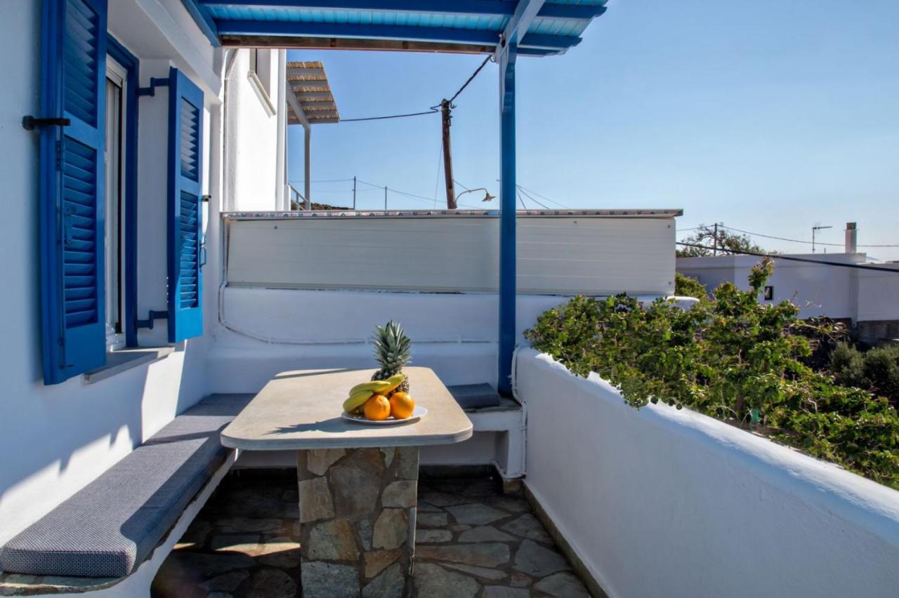 Margaret'S Beach House Tinos Agios Romanos Exterior photo